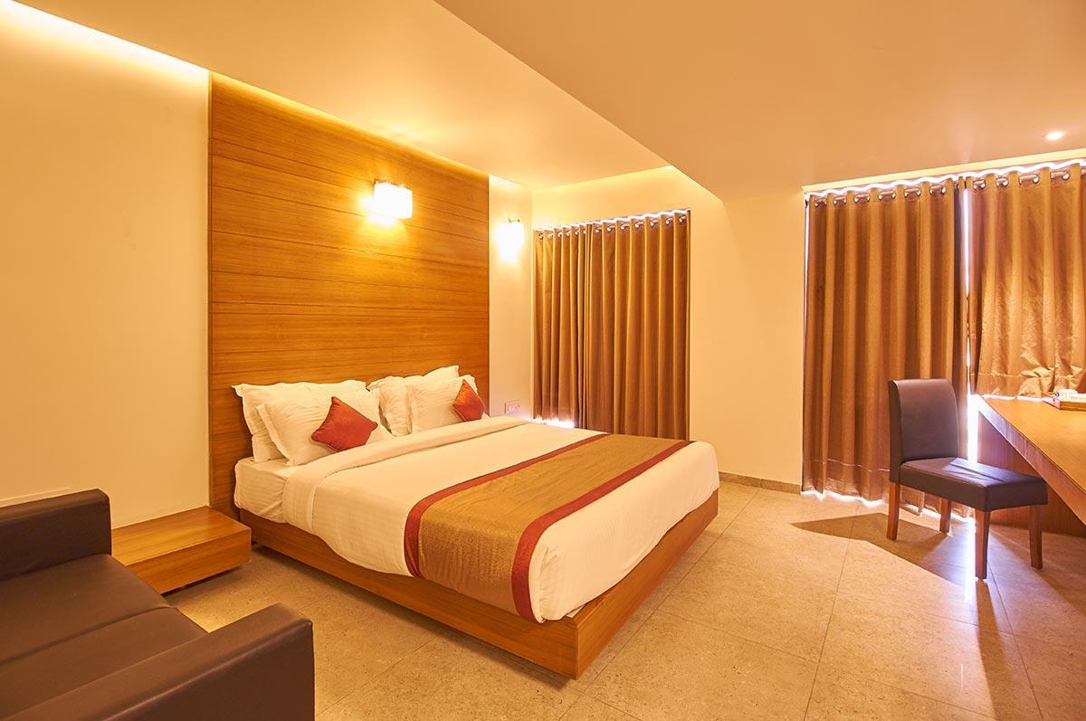 גנדהינאגר 7 Wonders Hotel מראה חיצוני תמונה