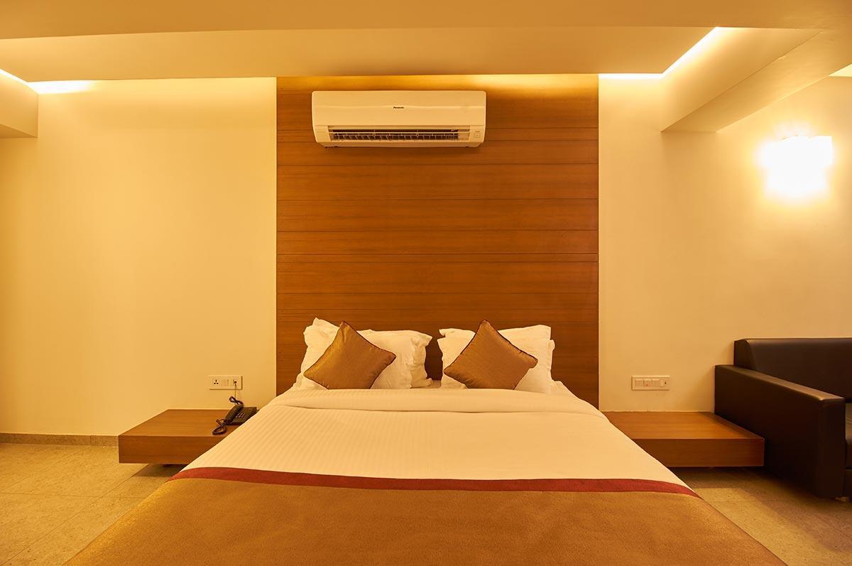 גנדהינאגר 7 Wonders Hotel מראה חיצוני תמונה